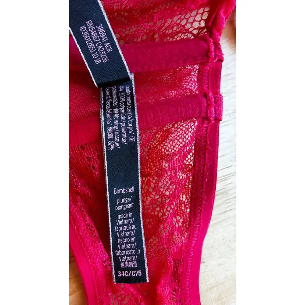 Victoria's Secret Bombshell Unlined Bra 34C Red Front Closure